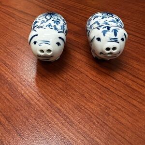 Vintage Salt and Pepper Shakers Pigs With Hand Painted Floral - Missing Stopper